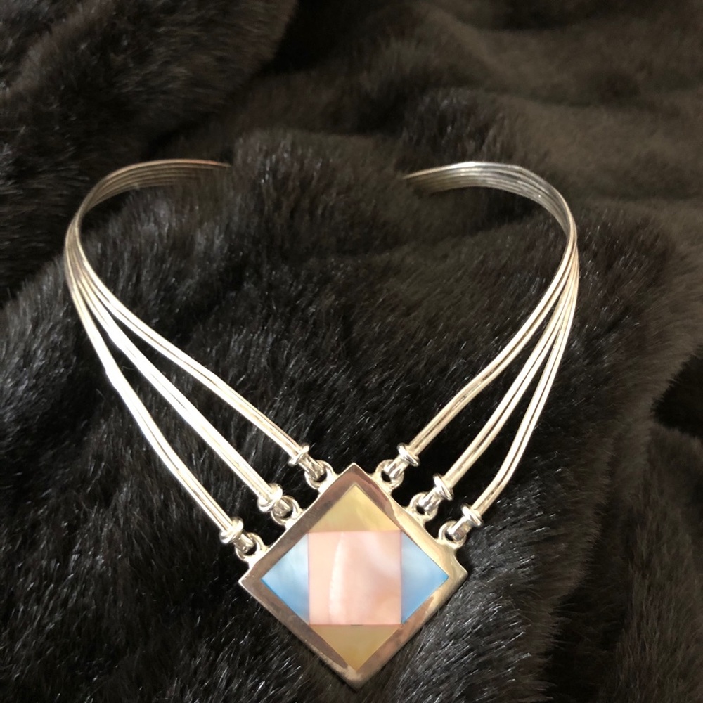 Retro Sterling & mother of pearl necklace.